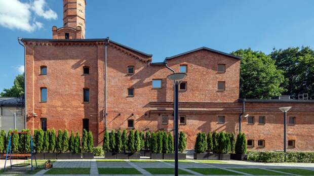 Куда Толстой за пивом ходил: в любимой солодовне Льва Николаевича показали первую выставку из частной коллекции