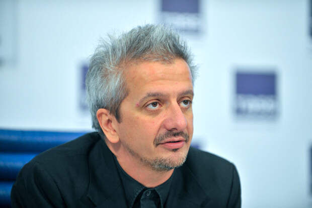 Актер Садальский: совесть заставила Богомолова уйти из Школы-студии МХАТ