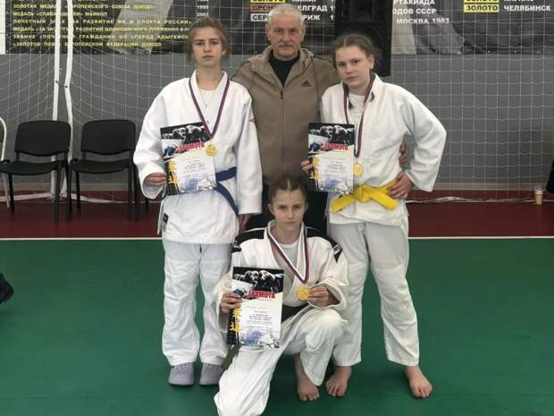 Спортсменки из Гиагинской спортшколы заняли первые места на республиканском первенстве по дзюдо