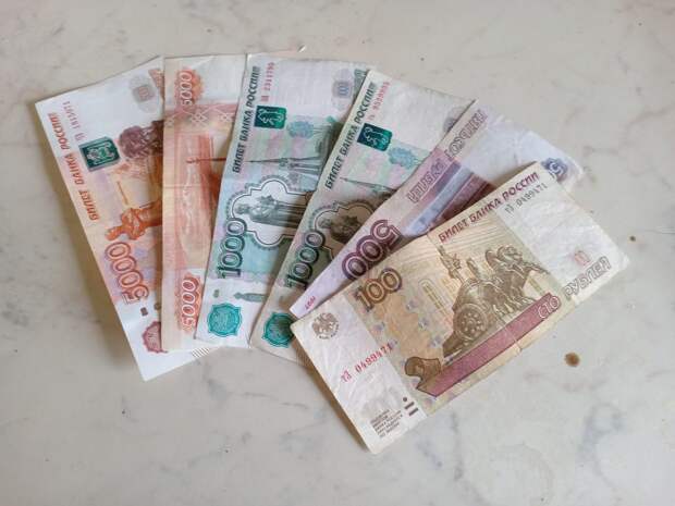 Более 480 тысяч вернут жителям Малой Вишеры: с них брали деньги за уборку мусора, которой не было