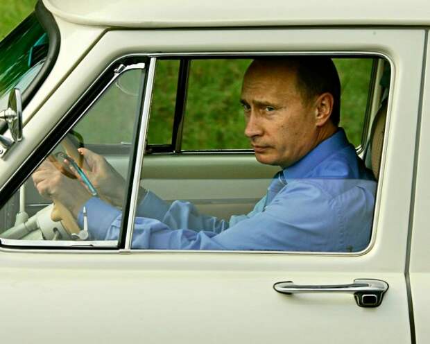 Иностранцы прониклись уважением к Путину, после его рассказа о жизни в 90-х: «Неужели он и правда водил такси?»