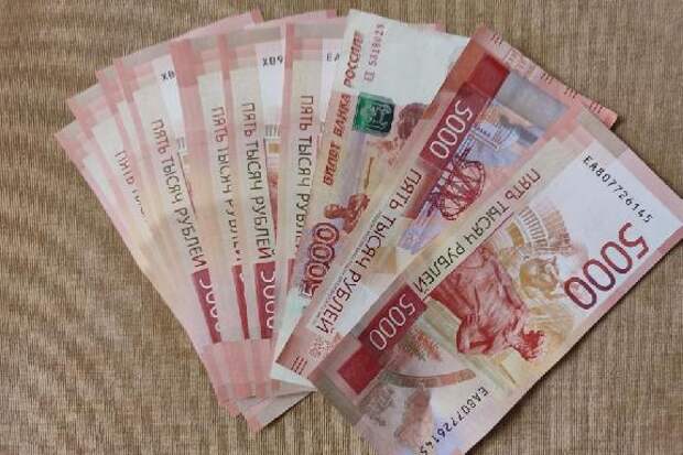 Тамбовские компании и госучреждения тратят на ИИ в среднем 407 тысяч рублей в год