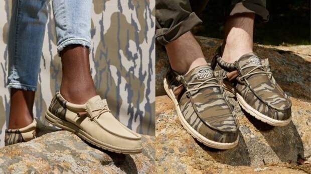 HEYDUDE Wally Mossy Oak Moccasins
