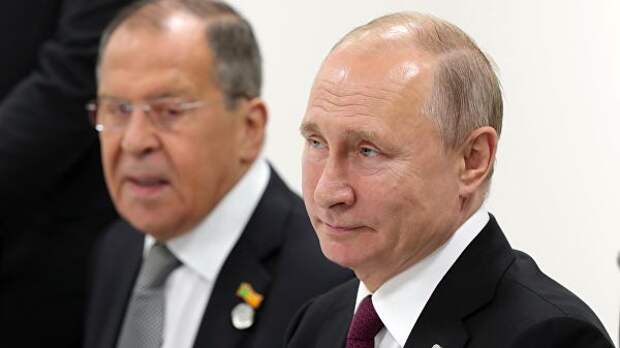 Рабочий визит президента РФ В. Путина в Японию для участия в саммите Группы двадцати