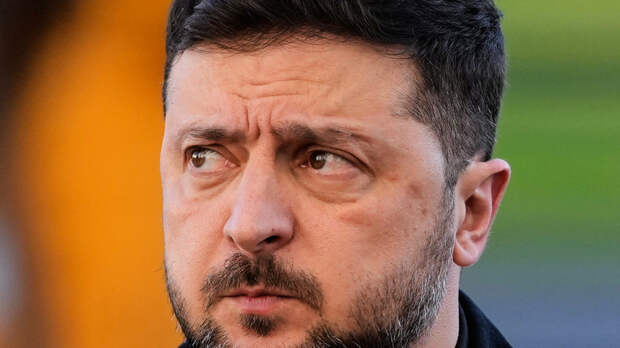 Политолог дель Валль: Зеленского могут убить на Украине из-за переговоров