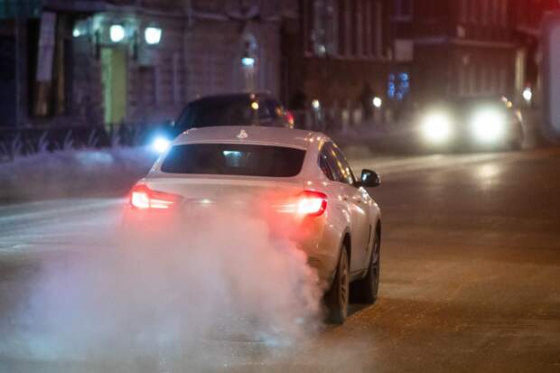 Россиянам назвали главные ошибки при запуске двигателя авто зимой