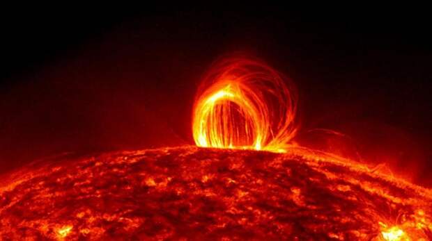 От отклонений в психике до столкновения с Венерой: эксперты оценили последствия мощнейшей вспышки на Солнце