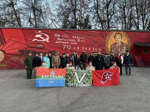 Контрактников из Бугульмы направили в войсковые части и Африканский корпус