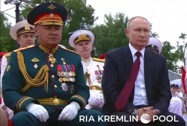 Фраза Шойгу "за кадром" о Параде ко Дню ВМФ облетела мир...