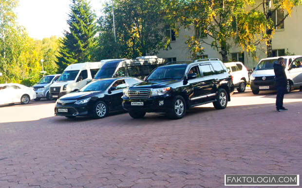 В ХМАО с 2026 года повысят транспортный налог для большинства автовладельцев