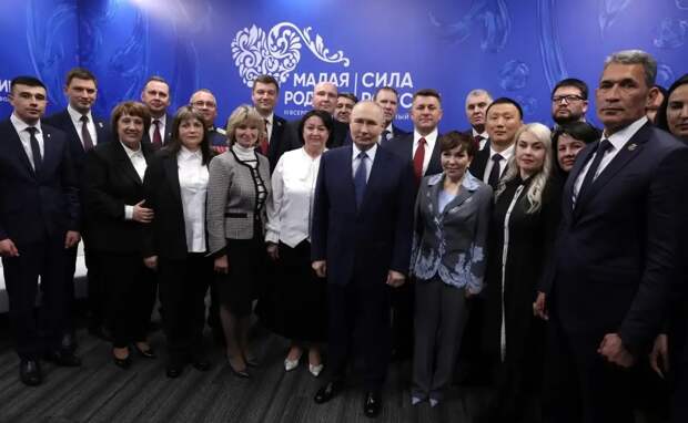 Отец астраханца – Героя России стал участником встречи с Путиным