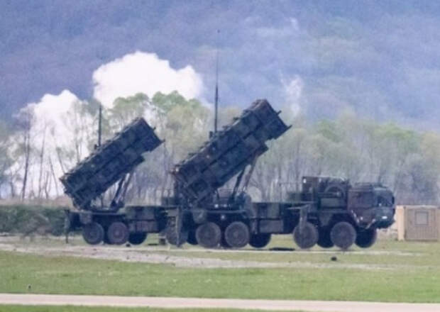 Зеленский призвал страны ЕС дать свои установки Patriot временно, пока их не продаст Украине США Зеленский призвал страны ЕС дать свои установки Patriot временно, пока их не продаст Украине США