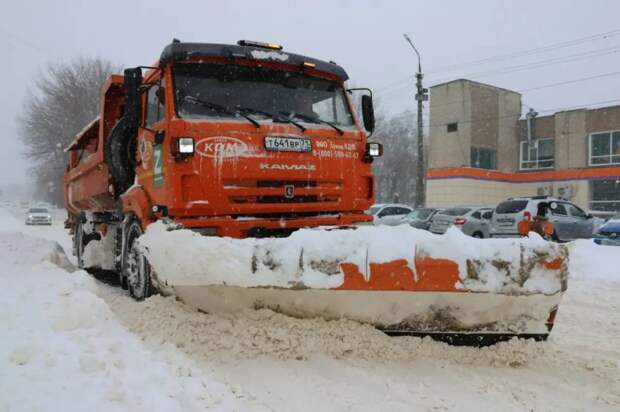 Новомосковск засыпает снегом: за сутки выпадет 70% месячной нормы осадков