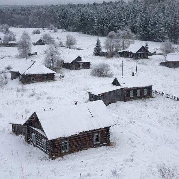 Туристам — рай, местным — полоса препятствий: как живётся в селе без магазина и дорог