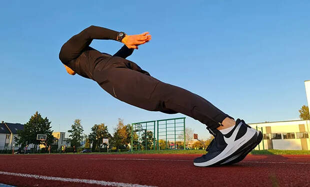 Как научиться отжиматься с нуля, даже если в руках нет сил на один подход