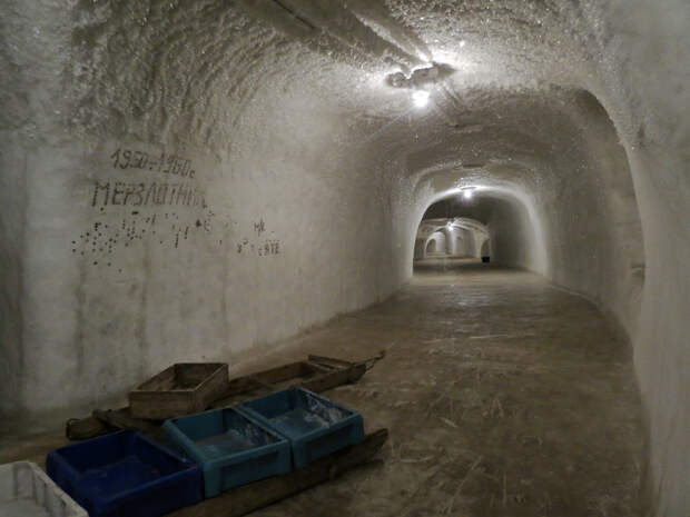 Блог - Ямальский мерзлотник — крупнейший природный холодильник в мире, где можно заблудиться Ямальский мерзлотник — крупнейший природный холодильник в мире, где можно заблудиться