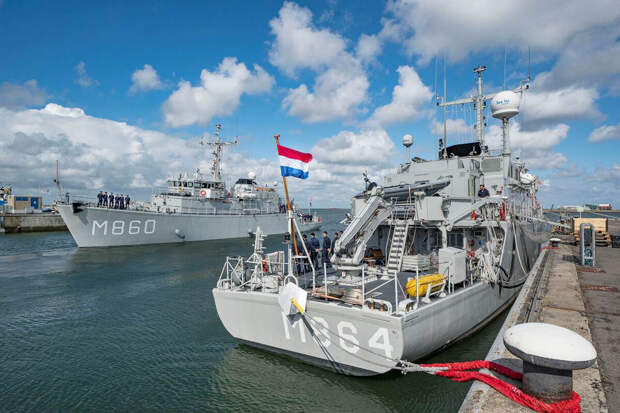 Зеленский: Нидерланды передадут Украине противоминный корабль класса Alkmaar