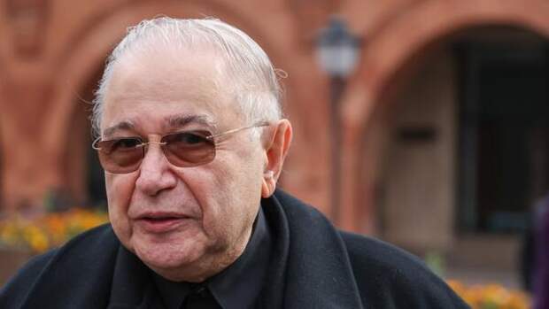 Петросян отказывается от денег после слухов о разводе с Брухуновой: «Та еще штучка»