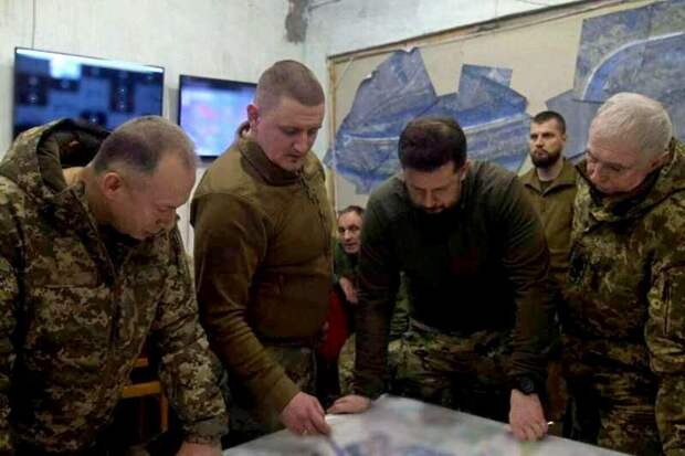 Спокойно. Без истерики. Никто ничего не прорвал. Наши успешно держат оборону