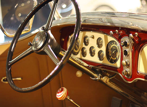 Ретро автомобили