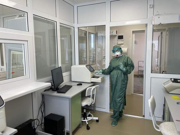 Обновлённая клинико-диагностическая лаборатория в Удмуртии сможет выполнять до тысячи ПЦР-тестов в сутки