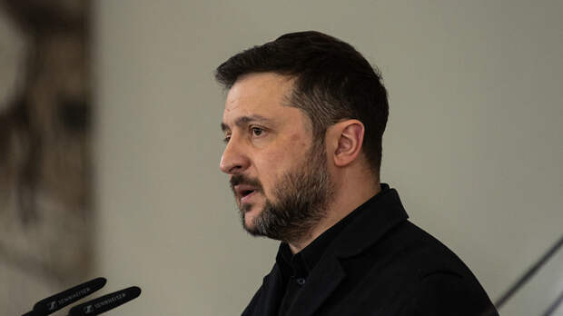 Зеленский прибыл в Саудовскую Аравию