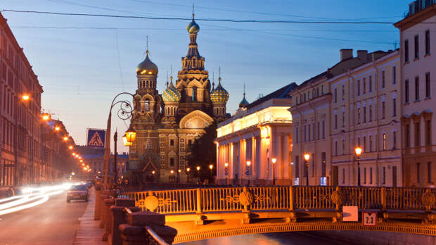 В Петербурге рассказали о планах по украшению города к майским праздникам
