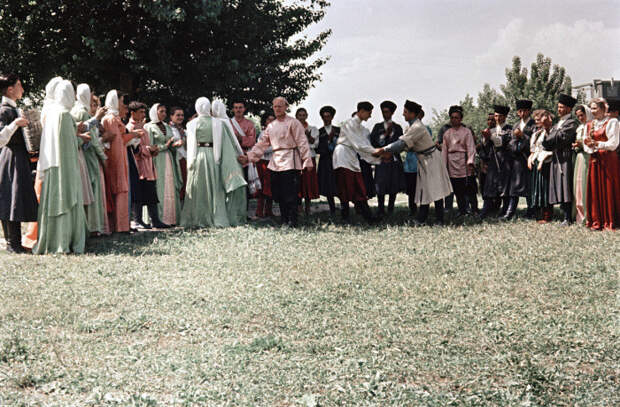 Традиционные танцы в Кабардино-Балкарии СССР, история, люди, трудовые будни