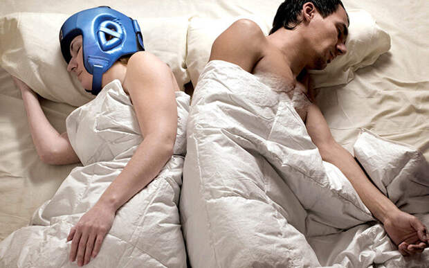 Почему многие пары после 50-60 лет предпочитают спать отдельно