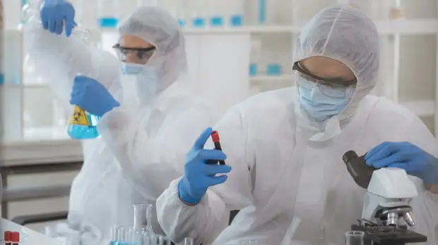 Начальник РХБЗ заявил, что на Украине создавались компоненты биологического оружия 