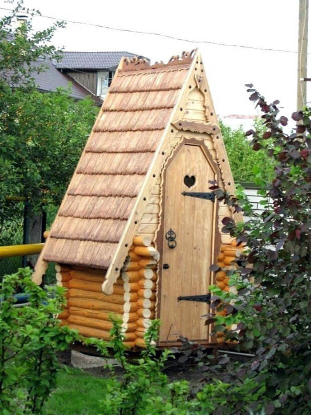 Избушка из поленьев. | Фото: benistore.win. Избушка из поленьев. | Фото: benistore.win.