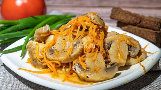 Корейский салат с морковью и шампиньонами — рецепт