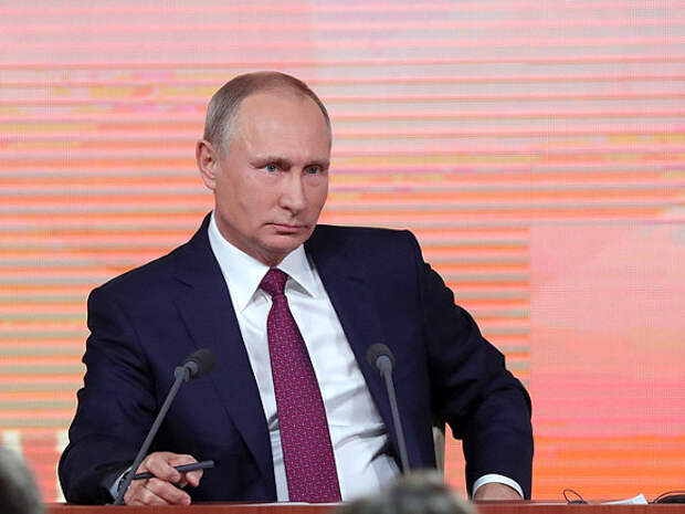 Путин заявил о нехватке в России квалифицированных рабочих
