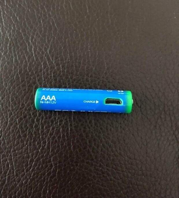 13. Батарейка, которую можно подзарядить через USB-порт 13. Батарейка, которую можно подзарядить через USB-порт в мире, гениально, изобретения, на заметку, удобно, хитрости