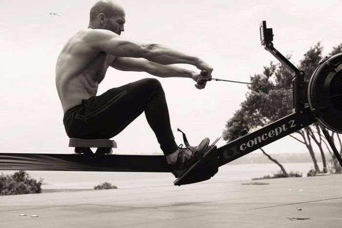 Джейсон Стейтем в фотосессии для журнала Men's Health (8 фото)