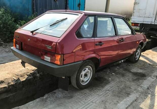ВАЗ-21093 1990 года выпуска в пробегом 49 км ВАЗ-21093 1990 года выпуска в пробегом 49 км