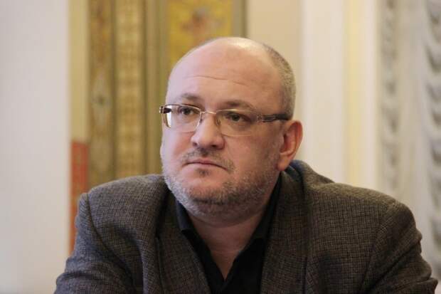 Депутат-наркоман Резник нашел способ остаться в ЗакСе на новый срок