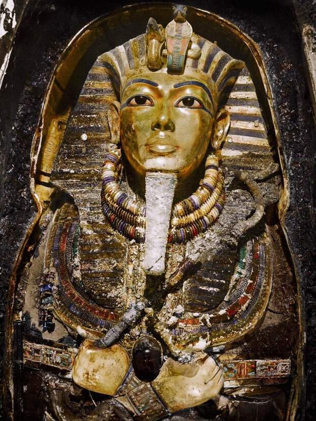 Посмертная маска Тутанхамона. (1925 г.) Говард Картер, египет, история, фото