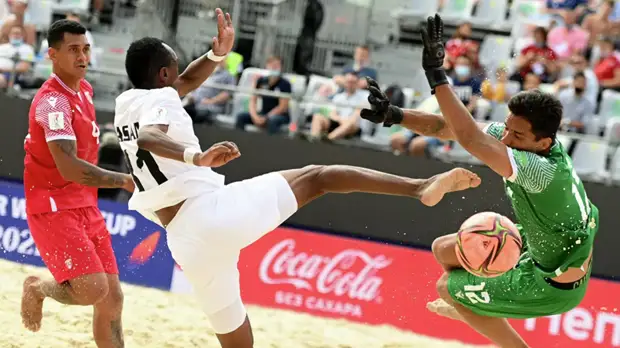 Сборная ОАЭ в овертайме обыграла команду Таити на ЧМ по пляжному футболу