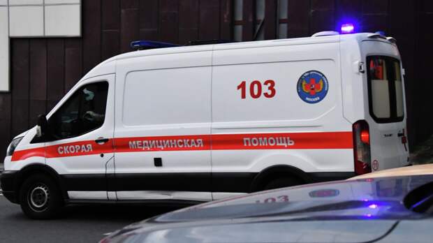 Ученицу госпитализировали после нападения сверстницы с ножом в школе