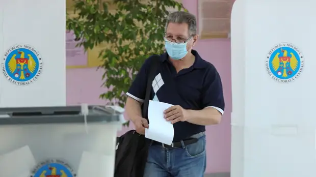 Явка на парламентские выборы в Молдавии достигла 33,3%