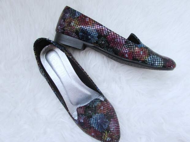 shoes-all-women-should-own flat shoes