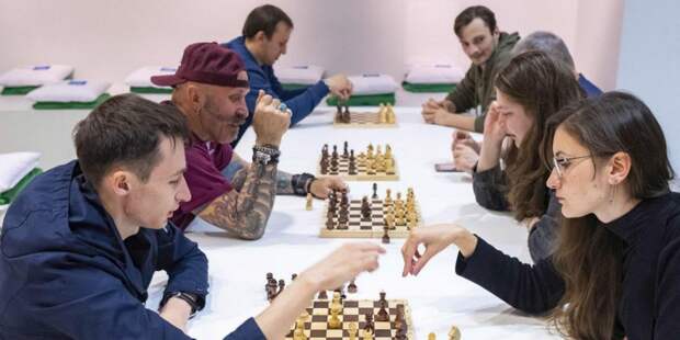 Международный день шахмат на ВДНХ посетили 60 тысяч человек/ Фото mos.ru