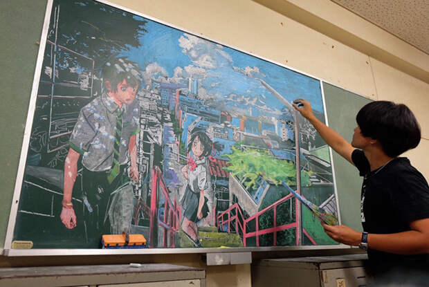 Японский учитель радует своих учеников потрясающими картинами на школьной доске Миядзаки, аниме, дизайн, живопись, художник Хиротака Хамасаки, япония