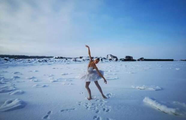 Балерина Мариинского театра исполнила танец-протест на льду Финского залива  › Статьи › MR7.ru