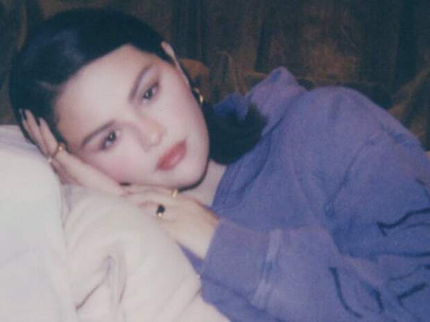 Поклонники Селены Гомес решили, что она умерла почти 10 лет назад