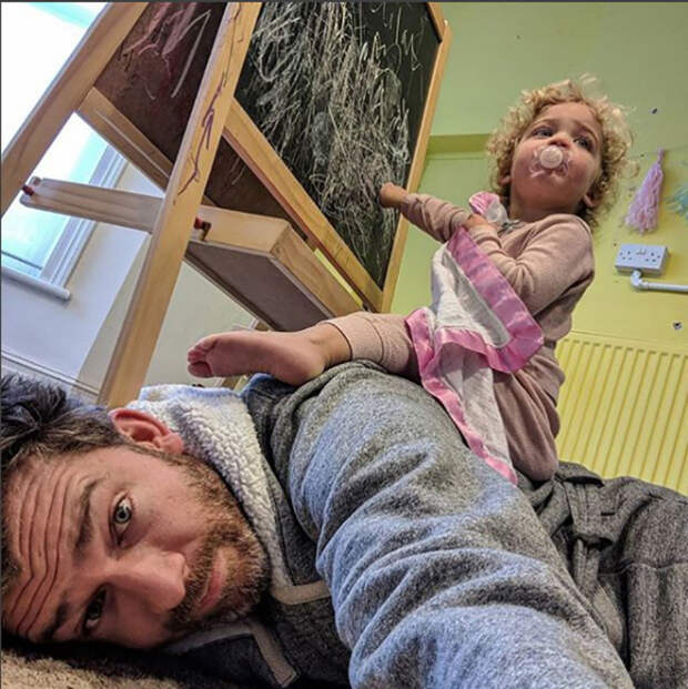 Горизонтальное родительство. Instagram father_of_daughters.