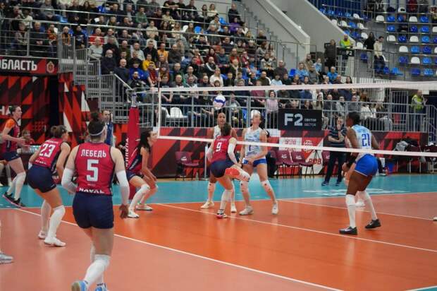 В упорной борьбе «Тулица» одержала победу в первом сете