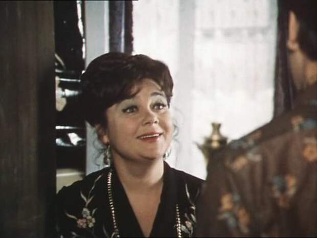 По семейным обстоятельствам (1977)