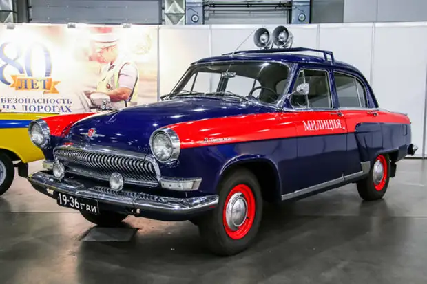 Предлагаю познакомиться с легендарным автомобилям газ-21 «Волга» Советский автопром